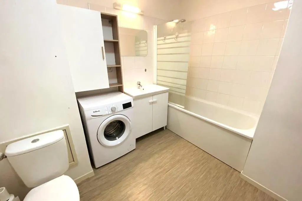 Daire Appartement Proche Chu Avec Balcon Et Parking Lille