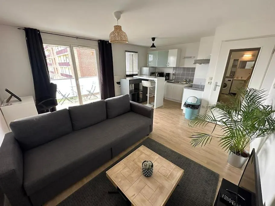 Appartement Proche Chu Avec Balcon Et Parking Lille