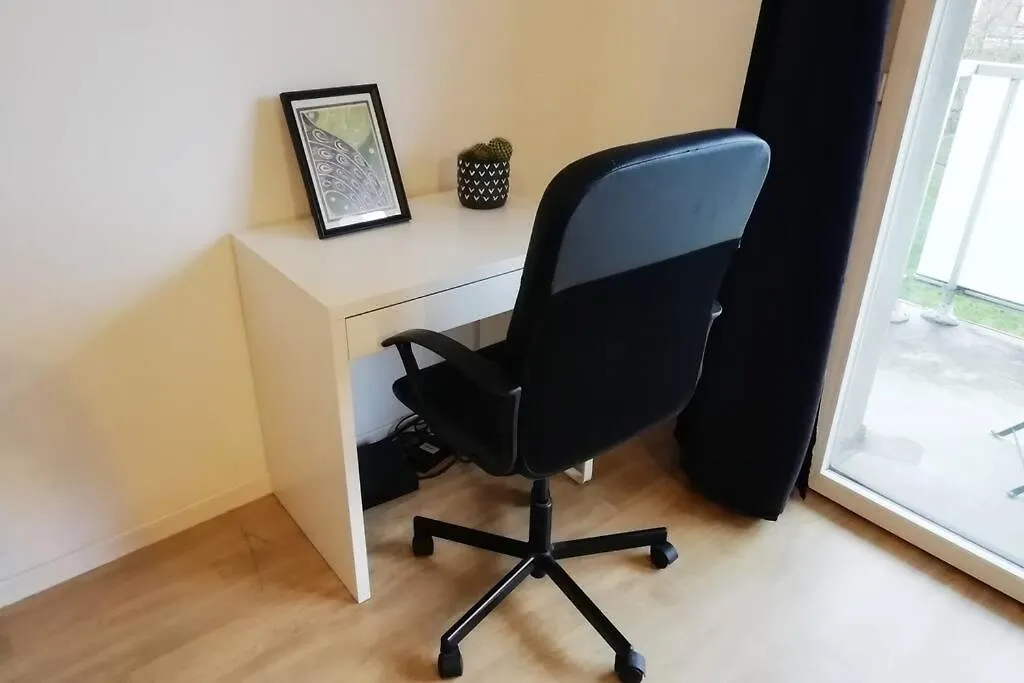 Appartement Proche Chu Avec Balcon Et Parking Лилль 0*,  Франция